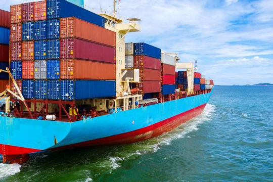 Tín hiệu tích cực từ vận tải hàng không, đường biển toàn cầu