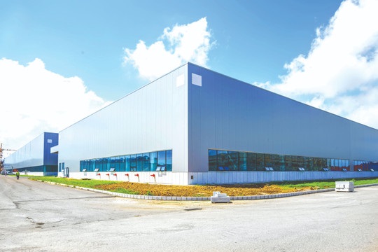 Nhọc nhằn chuyển đổi logistics xanh